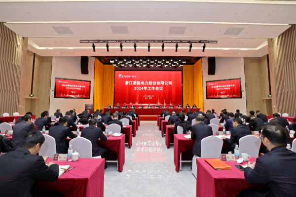 ���������� �µ���ʹ�� ��д����ǿһ�š��ִ�����ɫ��Դ��ҵ��ƪ�� 